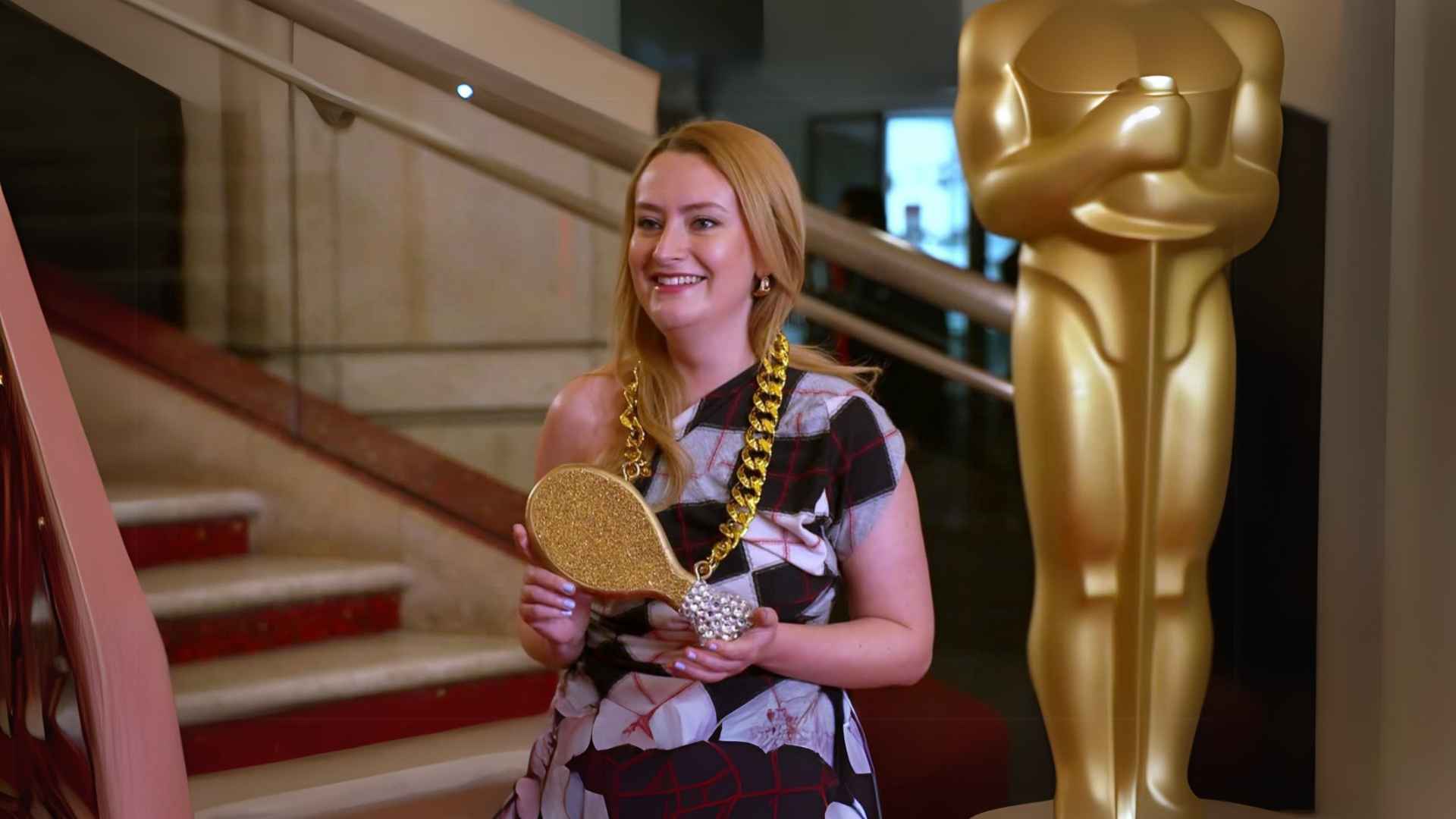 Amelia Dimoldenberg Brings Chicken Shop Charm to the 2025 Oscars